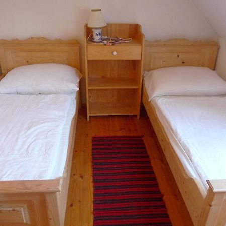 Aranyhaz Apartmanszallas ティハニ エクステリア 写真