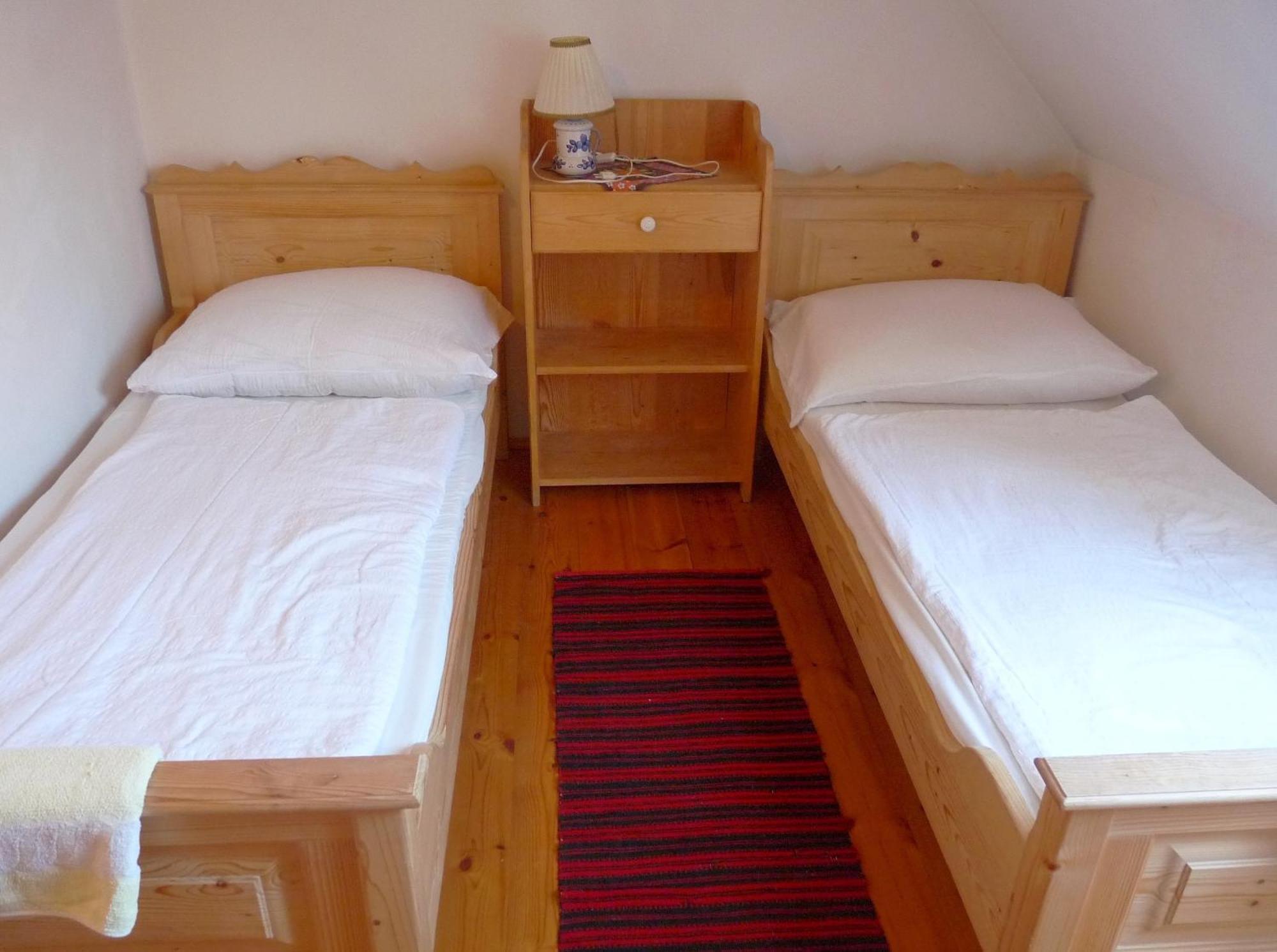 Aranyhaz Apartmanszallas ティハニ エクステリア 写真